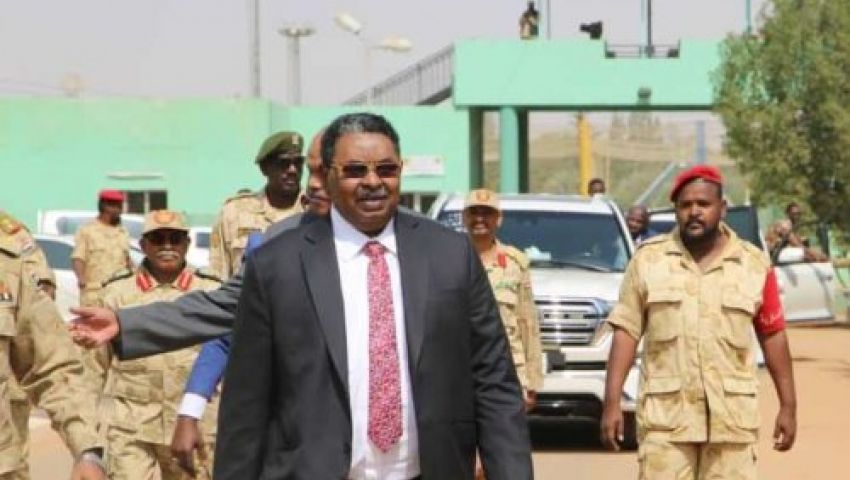 القبض على قوش بالامارات: حيلة قصيرة ! 1 رئيس جهاز الأمن السوداني السابق صلاح قوش