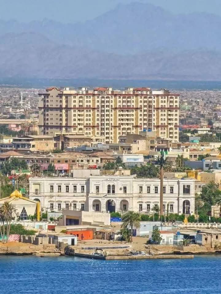 لجنة امن البحر الاحمر تصدر قرارات أمنية صارمة 1 FB IMG 1746600481828