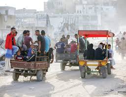 إغلاق مفاجئ لمعبر "أدري" يشلّ تدفق المساعدات إلى دارفور 3 تنزيل 48