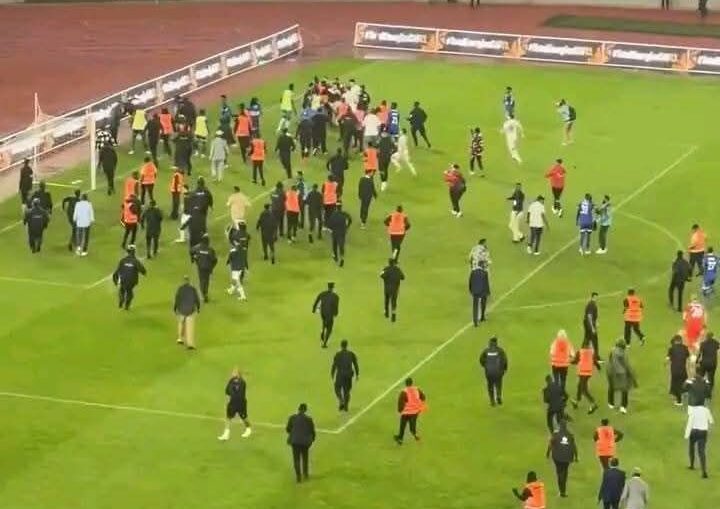 الهلال والمولودية e1764344053791