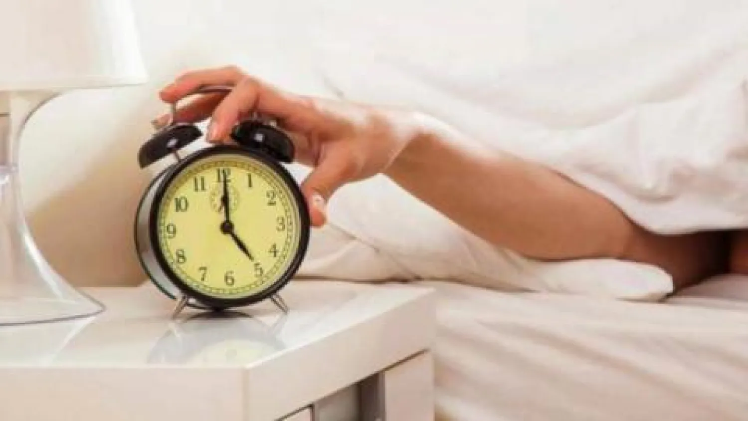 لماذا نستيقظ قبل رنين المنبّه؟ دراسة تفسر ما يحدث داخل الدماغ 1 قبل المنبه