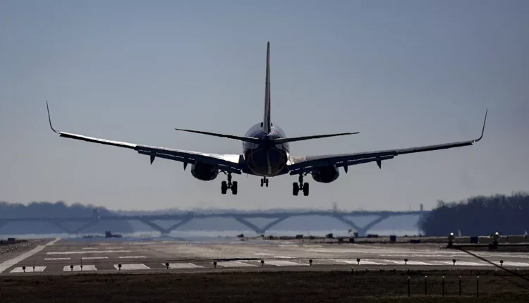 السعودية ومصر تغلقان مجالهما الجوي أمام الطائرات الإماراتية المتجهة إلى السودان 1 طيران 750x430 1