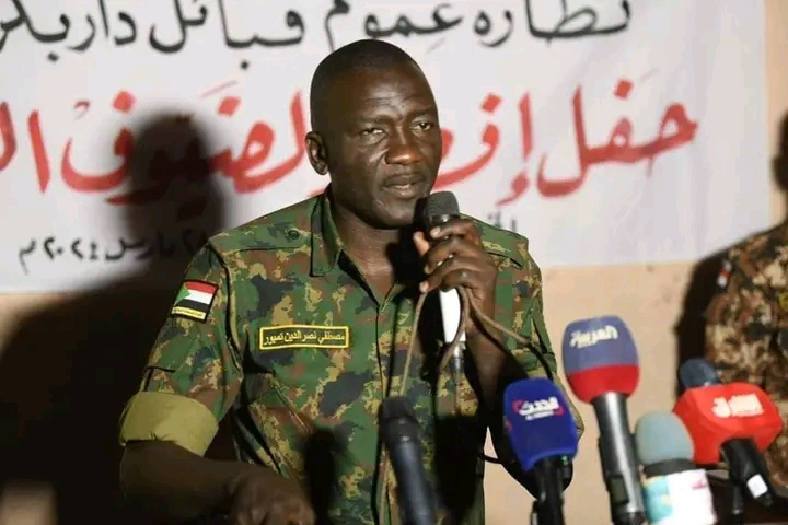 تمبور يعلن التزامه الكامل بقرار دمج المجموعات المسلحة في الجيش 1 1772982130453