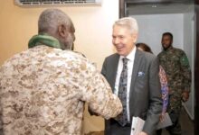 وزير المالية يبحث مع المبعوث الأممي آفاق السلام وإعادة الإعمار في السودان 6 1774459271608