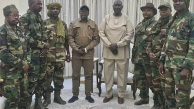 عقار يستقبل "أبطال الفاشر" ببورتسودان ويشيد بصمودهم الأسطوري في 280 معركة 5 1774462208585