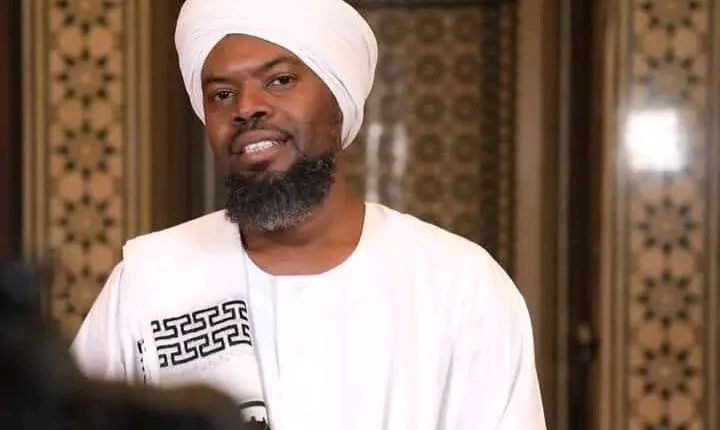 الداعية آدم إبراهيم الشين يحذر من "التذمر" من حرارة الجو عبر المنصات الاجتماعية 1 1775383873470