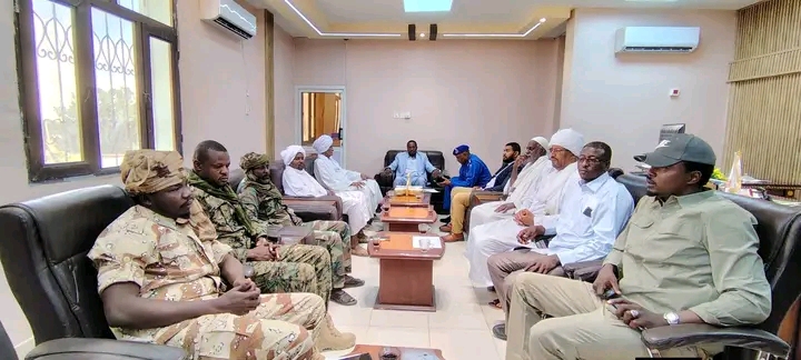 لجنة أمن "دلقو" تحسم الجدل قانونياً وتعلن ملاحقة مروجي العنصرية وتسيير قافلة دعم مشتركة للنازحين 1 1775741842081