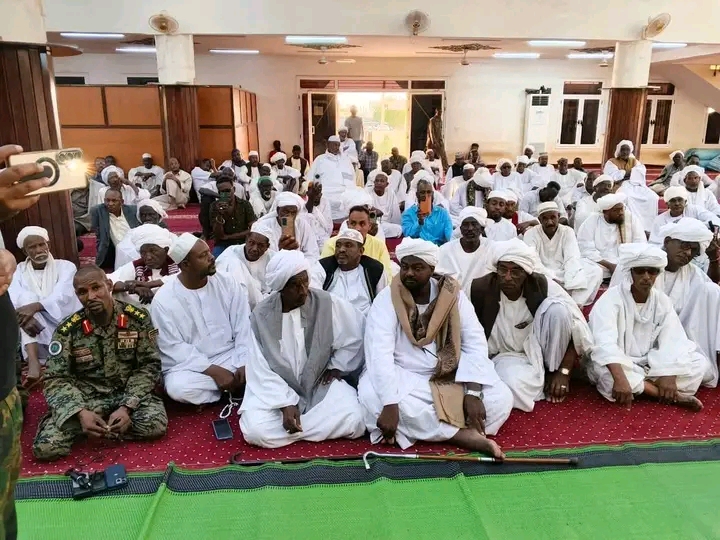 بموقف كريم من ذوي القتيل.. "أمدرمان" تشهد صلحاً تاريخياً ينهي نزاعاً دام عامين بين قبيلتي "الجموعية والرزيقات" 1 1775742243464