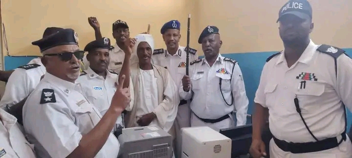 تسهيلاً للمواطنين.. مرور الجزيرة يدشن خدمة استخراج رخص القيادة بقسم "شرق الجزيرة" 1 1776181456341