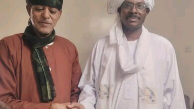 عمدة "الشناخاب" يقود وفداً من النيل الأبيض لتعزية الشيخ موسى هلال في "شهداء مستريحة" 2 IMG ٢٠٢٦٠٤٠٦ ١٠٥٤٥٨