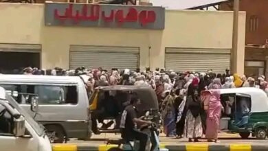 عرض ترويجي "وهمي" للثياب بأم درمان يثير غضب المواطنين.. والمنظمون يبررون بالإغلاق المؤقت ويشكرون البرهان 2 1779207782792