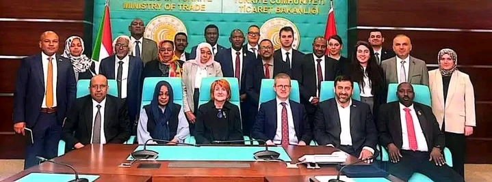 شراكة استراتيجية شاملة.. السودان وتركيا يوقعان مذكرة تفاهم لتعزيز الاستثمار وتوسيع التعاون الاقتصادي بين البلدين 1 1779462250808