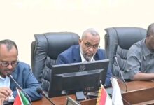 وزير الصحة الاتحادي يوجه بالاستنفار السريع لمواجهة "الكوليرا وإيبولا" ويقرر تفعيل مراكز العزل بمطارات ومعابر البلاد 4 1780414802212