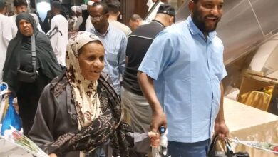 بعد إتمام المناسك.. وصول 441 حاجاً وحاجة من الخرطوم والجزيرة إلى المدينة المنورة تمهيداً لتفويجهم إلى أرض الوطن 2 1780414940495
