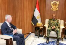 البرهان يتباحث مع المبعوث الأممي "بيكا هافيستو" ويطلع على مخرجات منبر أديس أبابا والخماسية تؤكد الالتزام بسيادة السودان 4 1780861942932