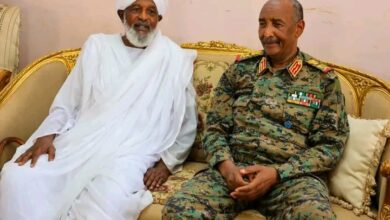 البرهان من العيلفون: الأزمة الاقتصادية والوقود "بفعل فاعل" والجيش ماضٍ في استكمال التحرير والقضاء على المليشيا 2 1781294791984