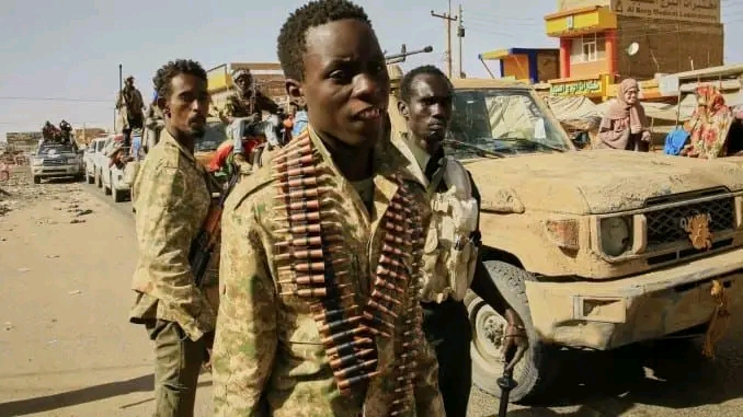 مسؤول عسكري سوداني لقناة "العربية": الجيش يتحكم بكافة محاور القتال في محيط مدينة الأبيض 1 1783254093336