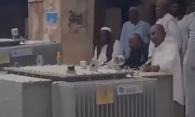 فرحة تجار الذهب بقدوم محولات الكهرباء إلى الخرطوم