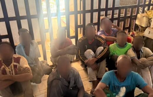 حملة أمنية تطيح بـ 18 متهماً في الخرطوم 8 حملة أمنية تطيح بـ 18 متهماً في الخرطوم