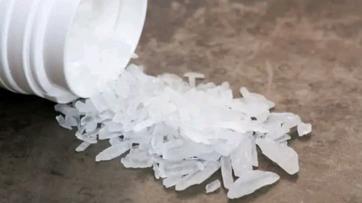 اعتقال أكبر مروجي “الآيس” في أم درمان بمبايعة غامضة 1 اعتقال أكبر مروجي “الآيس” في أم درمان بمبايعة غامضة