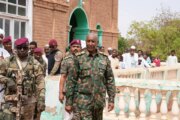البرهان: التحديات الاقتصادية جزء من المعركة في السودان