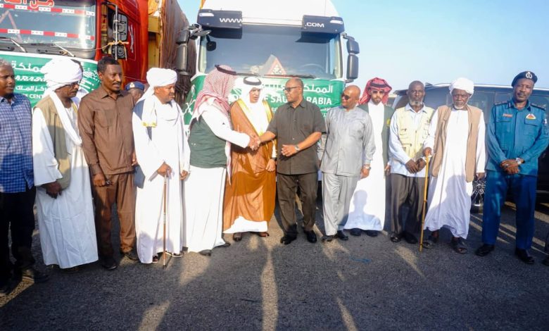 الشحنة الجديدة من "مدد السودان" تصل سواكن 1 الشحنة الجديدة من “مدد السودان” تصل سواكن