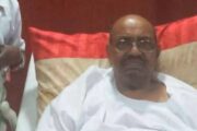 أسرة البشير: موافقة مبدئية على سفره للعلاج خارج السودان