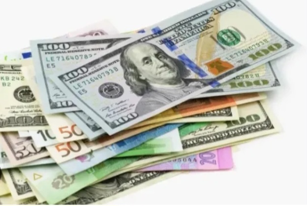 تراجع ملحوظ في أسعار العملات الأجنبية مؤخرًا 1 تراجع ملحوظ في أسعار العملات الأجنبية مؤخرًا
