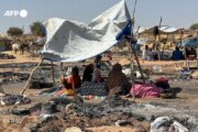 تحذيرات من انهيار المساعدات الإنسانية في السودان قريبا 14 تحذيرات من انهيار المساعدات الإنسانية في السودان قريبا