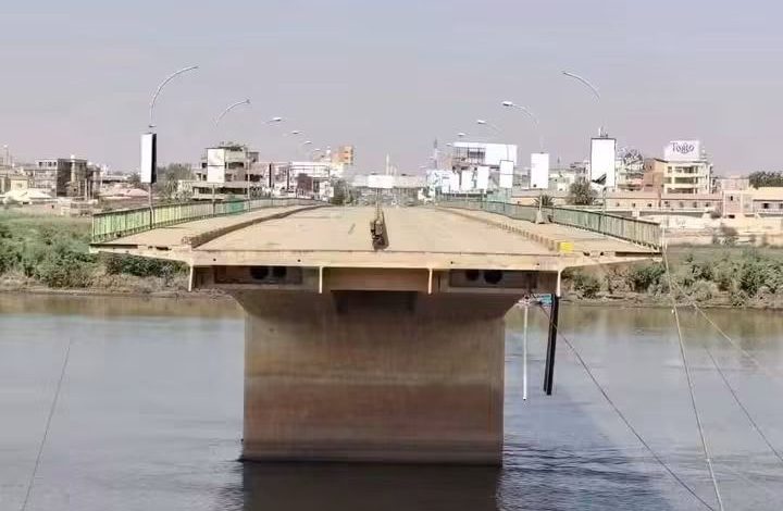 إطلاق أعمال الصيانة لجسري الحلفايا وشمبات