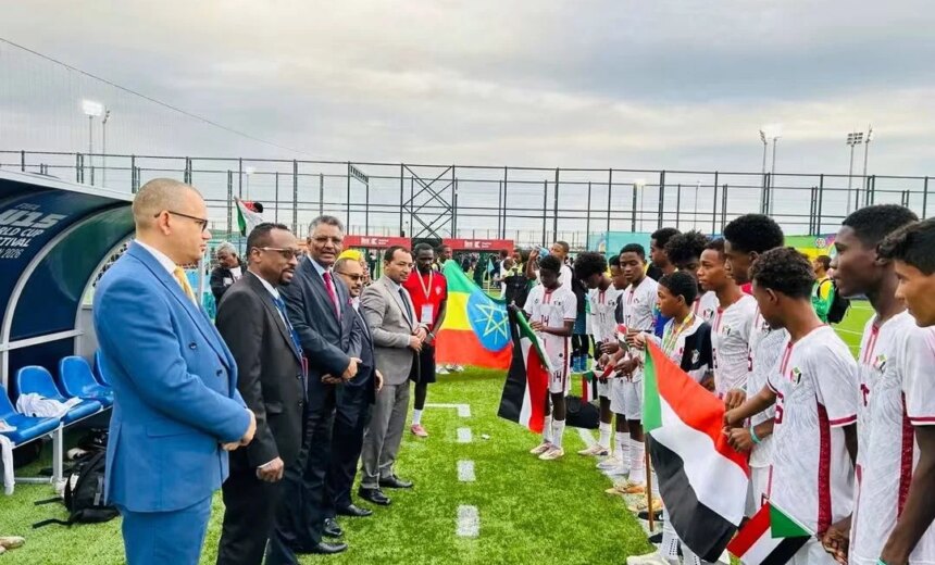 الإعيسر يدعم صقور السودان في باكو 1 الإعيسر يدعم صقور السودان في باكو