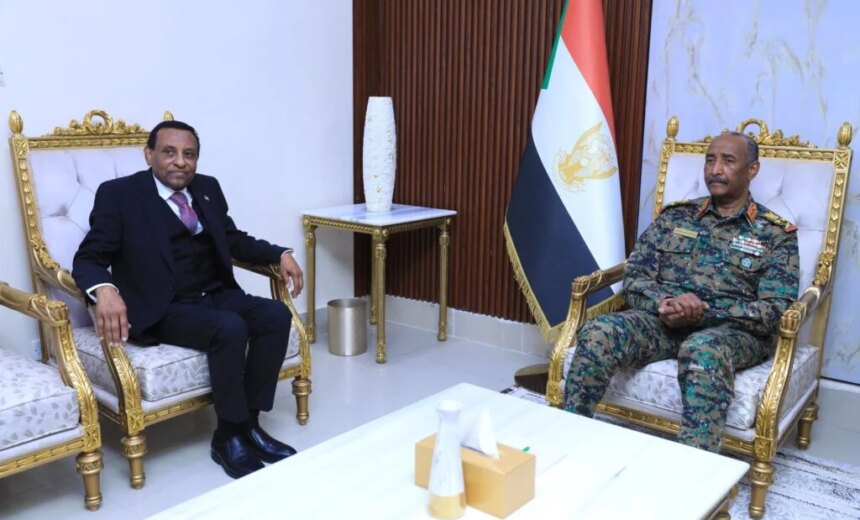 البرهان يتراجع عن قرار حكومي خلال لقاء جماهيري
