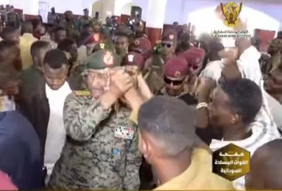 أبواب الكلية الحربية مفتوحة لجميع السودانيين 1 أبواب الكلية الحربية مفتوحة لجميع السودانيين
