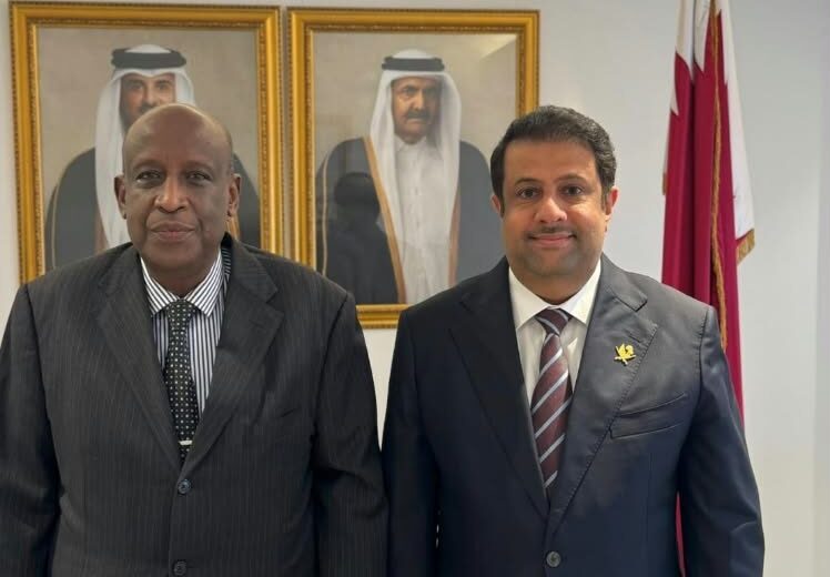 لقاء غير متوقع بين القائم بالأعمال السوداني والسفير القطري 1 لقاء غير متوقع بين القائم بالأعمال السوداني والسفير القطري
