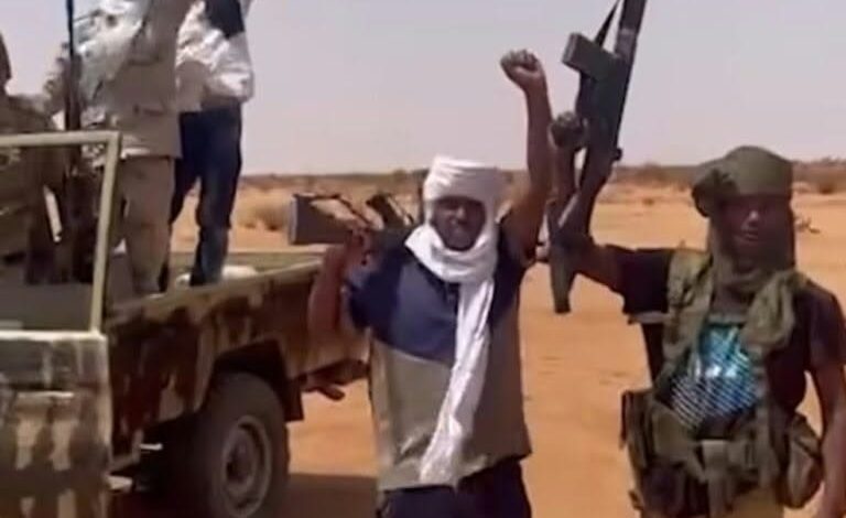 استسلام قائد ميداني بارز للجيش ودلالات جديدة 1 استسلام قائد ميداني بارز للجيش ودلالات جديدة