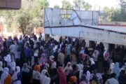 أساتذة الجامعات يلوحون بخيارات تصعيد جديدة 1 أساتذة الجامعات يلوحون بخيارات تصعيد جديدة