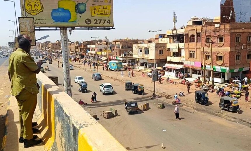 مصر تتابع حادث مقتل سائقين في الخرطوم 1 مصر تتابع حادث مقتل سائقين في الخرطوم