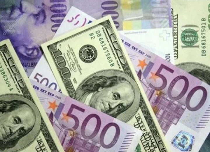 الدولار يتجه نحو 9 آلاف والجنيه السوداني يتجاوز عتبة جديدة
