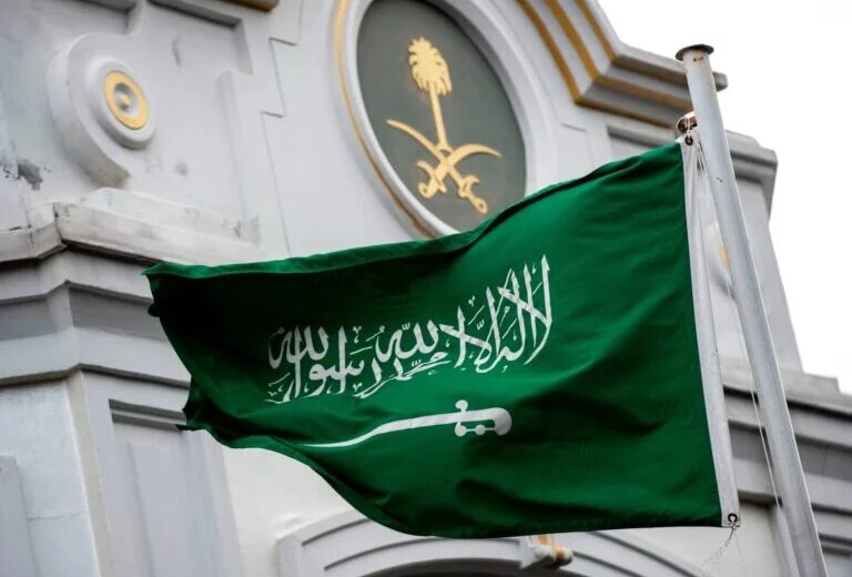 دعوة عاجلة من السفارة السودانية لموظفي الدولة بالسعودية